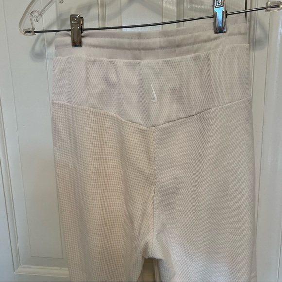 Nike Yoga Luxe Dri Fit Jogger Pants Women’s Small Ivory off white - Picture 7 of 8